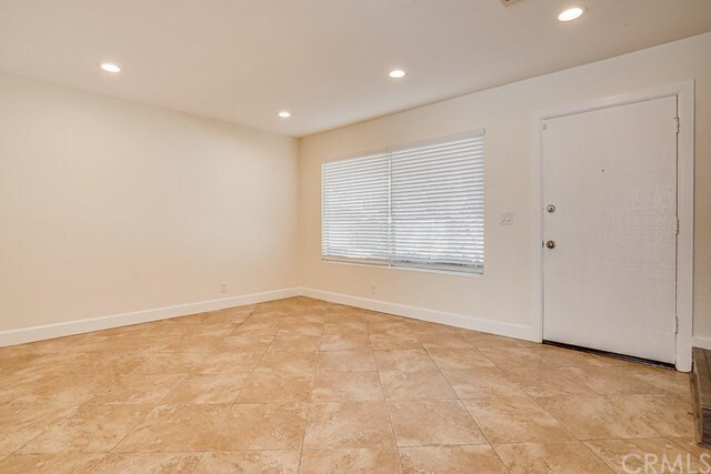 Foto del edificio - 17653 Brittany Ln