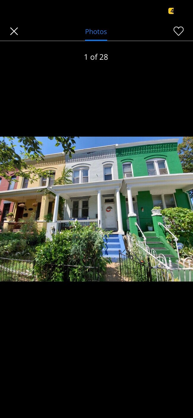 Building Photo - 1388 E St NE