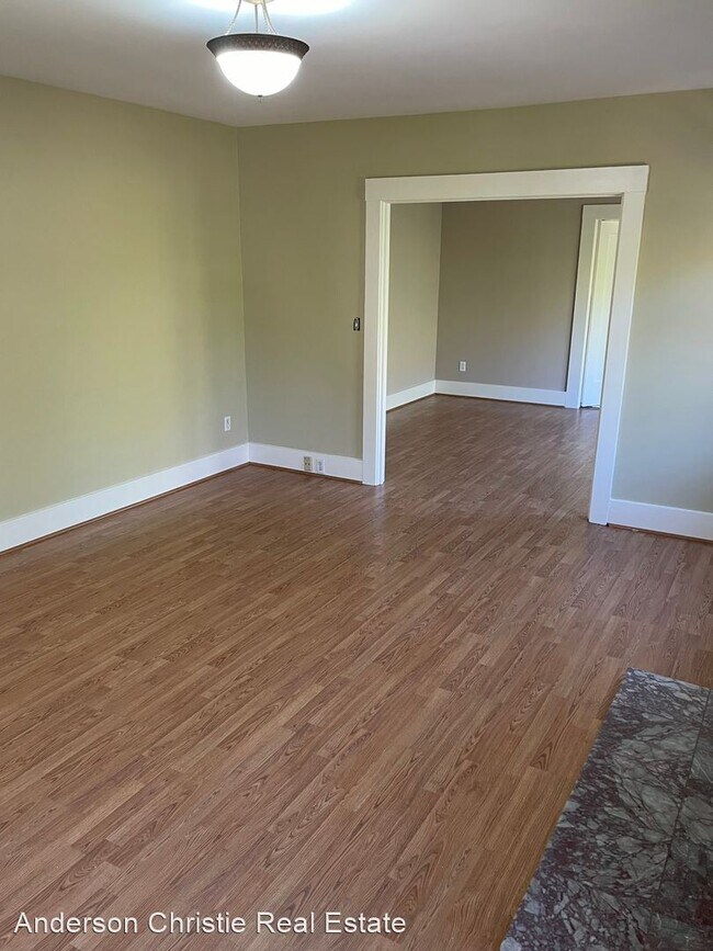 Building Photo - 3 br, 1 bath House - 1208 King Street
