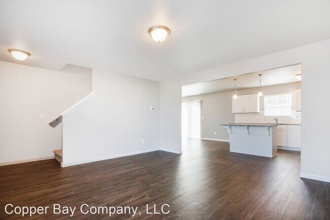 Building Photo - 4 br, 2.5 bath House - 53693 Hickory Lane