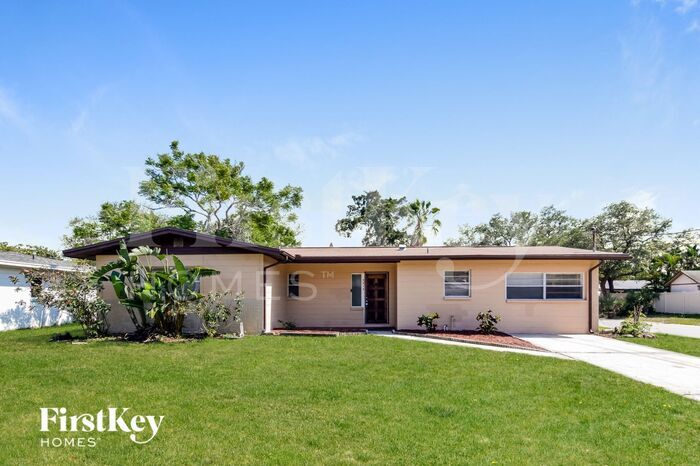 Primary Photo - 4818 West Bay Villa Avenue