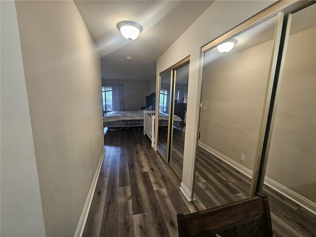 Foto del edificio - 545 S Ranch View Cir