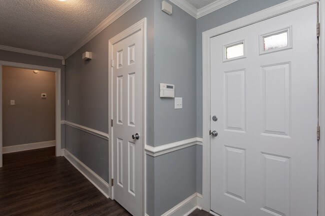Foto del edificio - 1205 Opossum Trot Ln