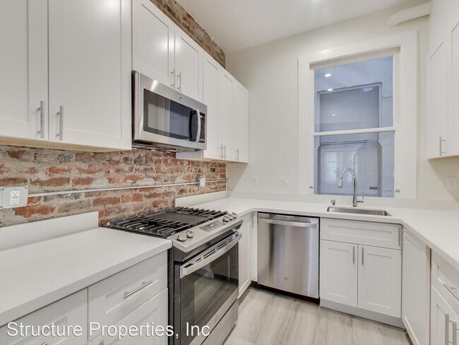Foto del edificio - 124 Waverly Pl