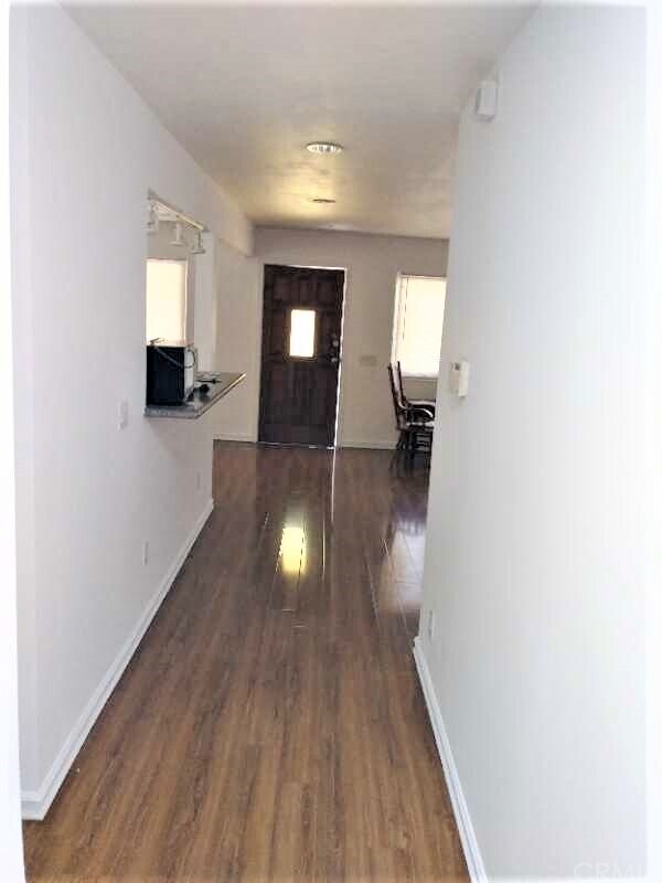 Building Photo - 460 Highlander Dr