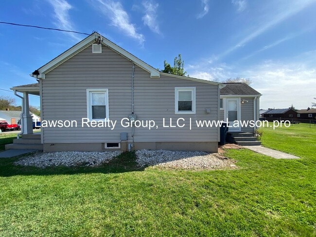 Photo - One Level Living with Nice Yard House