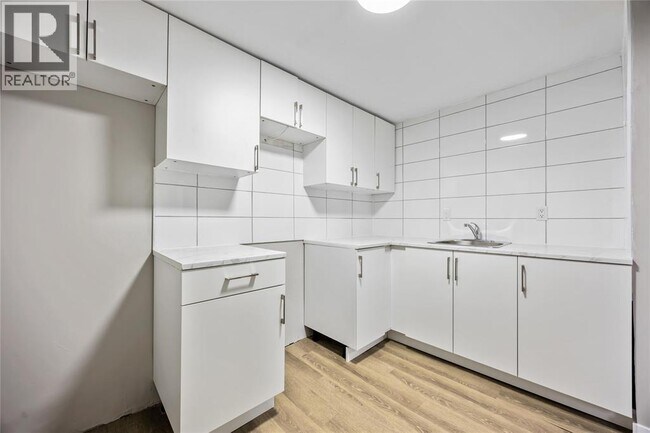 Photo du bâtiment - 131 Margaret Ave