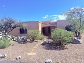 Building Photo - 1825 W Corte Tulipan