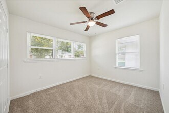 Building Photo - 3105 Babin Dr