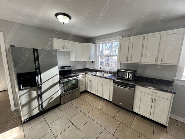 Building Photo - 1605 Kirby Ave