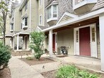 Primary Photo - 169 Sea St