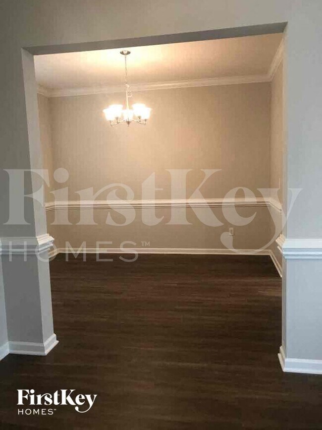 Foto del edificio - 4204 Laurel Ridge Cir
