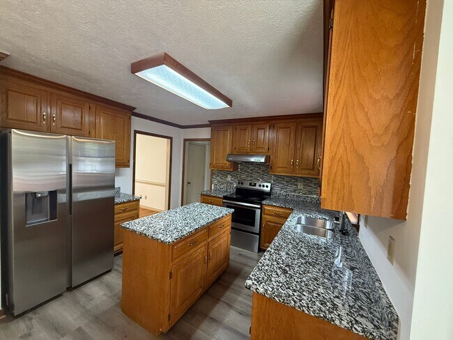 Foto del edificio - 8207 Whirlaway Dr