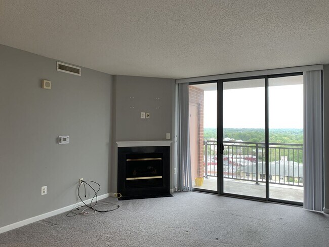 Foto del edificio - Luxury 2BD/2BA in The Gallery - Across from PIKE & ROSE + White Flint Metro