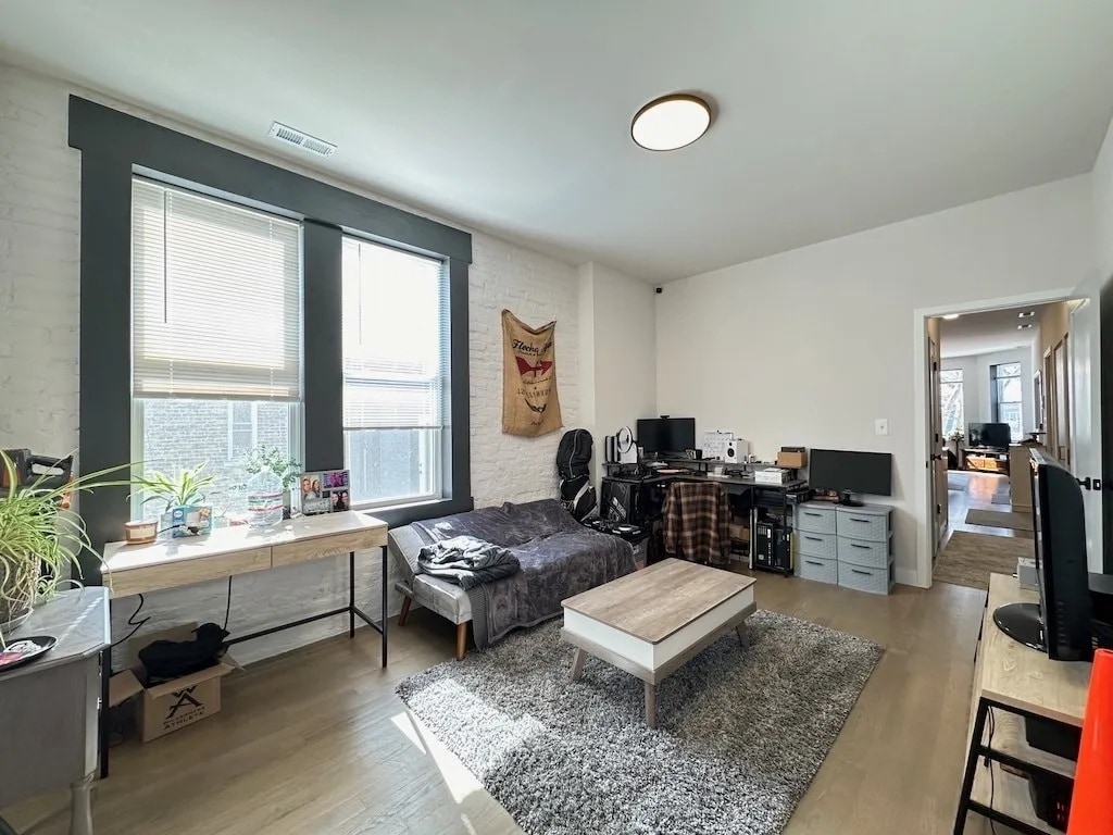 Foto principal - 841 N Mozart St