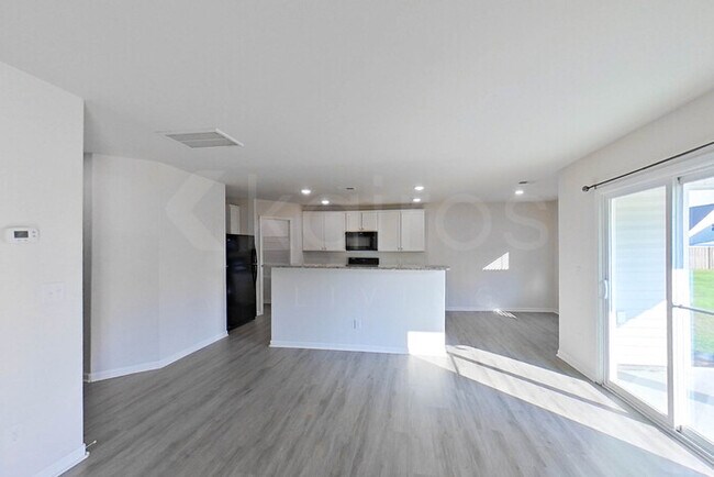 Foto del edificio - 121 W Luminous Way