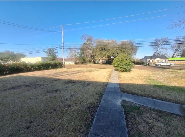 Foto del edificio - 912 Grand Ave