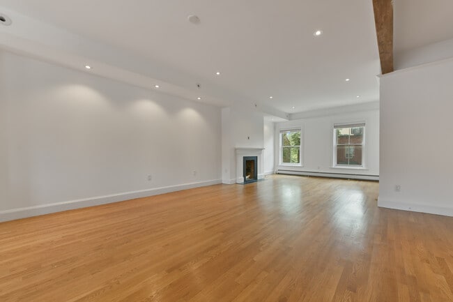 Foto del edificio - 71 Rutland St