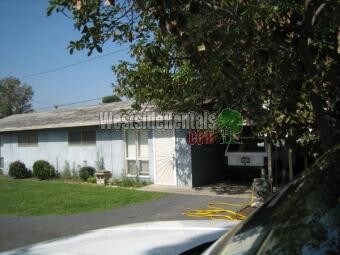 Primary Photo - 9705 Bixby Ave