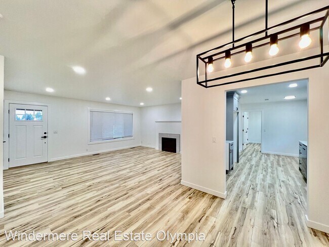 Foto del edificio - 3 br, 1.5 bath House - 856 Marvin Rd SE