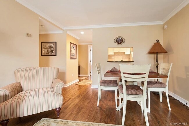 Foto del edificio - 6902 Narrows Ave