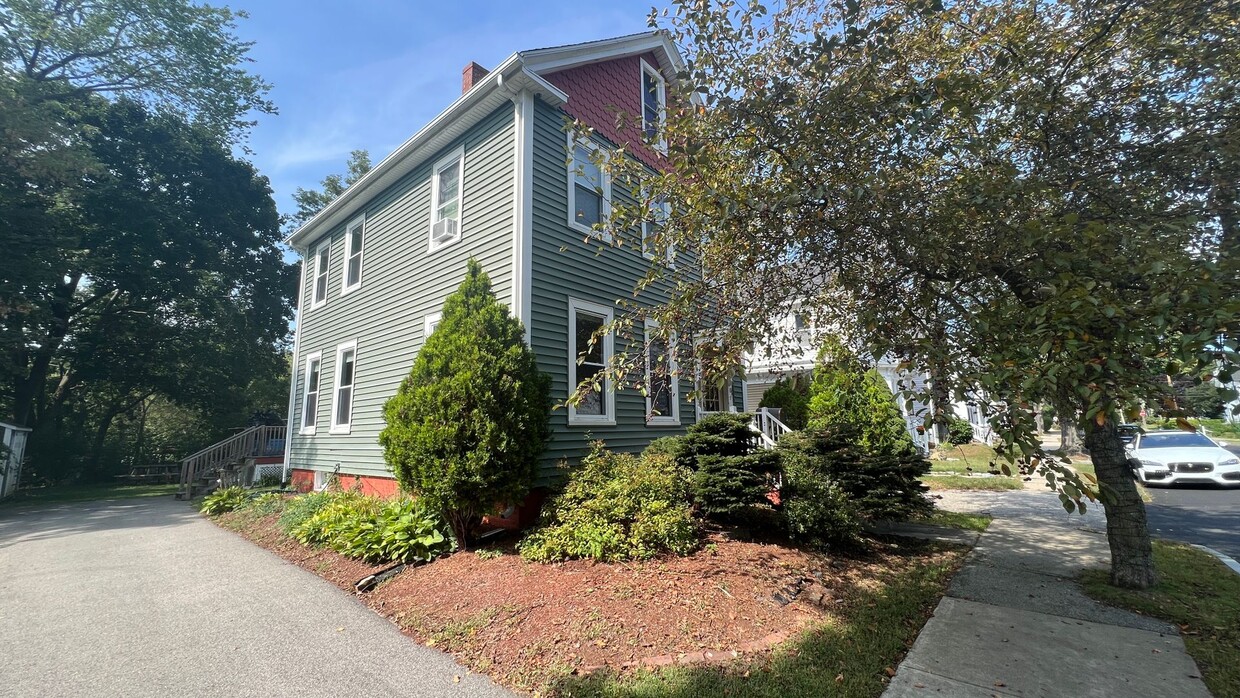 Foto principal - Lovely 3 Bedroom New Englander in Wonderfu...