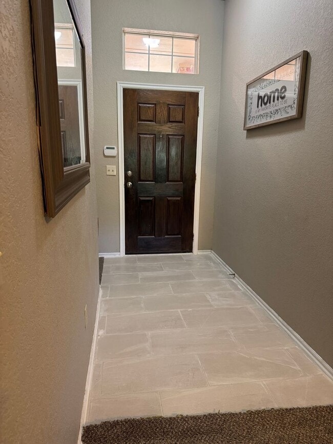 Foto del edificio - Spacious 4BR House in Oklahoma City & Deer...