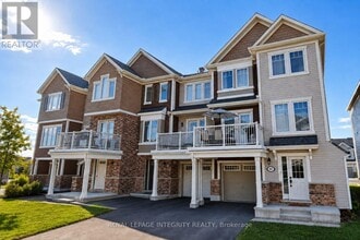 Building Photo - 307 Pumpkinseed Cres