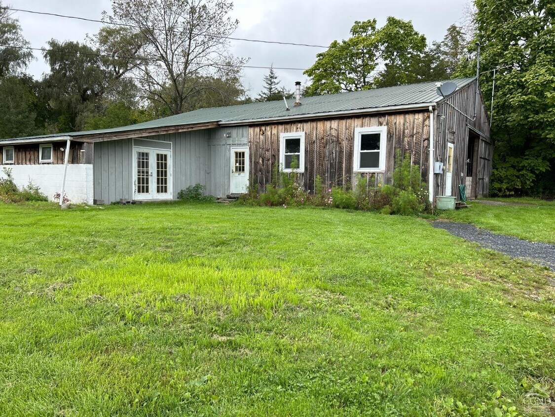 12 Goose Pond Ln, Amenia, NY 12501 House Rental in Amenia, NY