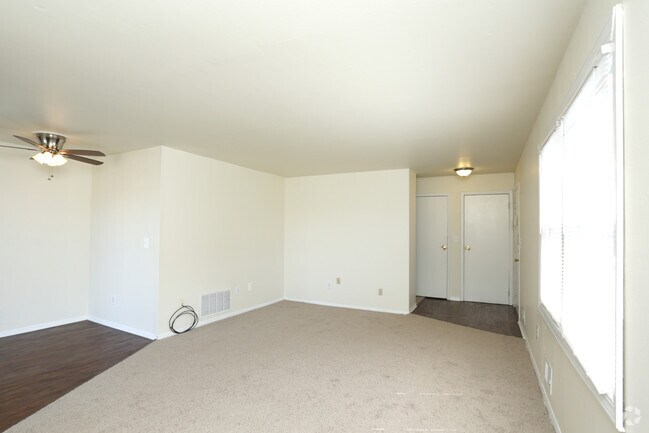 Brick Estates Apartment Homes Brick Nj Apartments Com