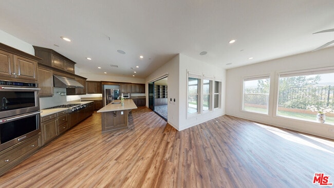 Building Photo - 12073 Carabela Ct
