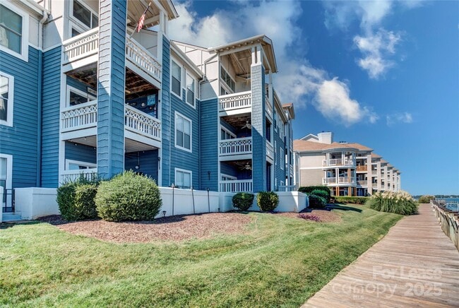 Building Photo - 18663 Vineyard Point Ln