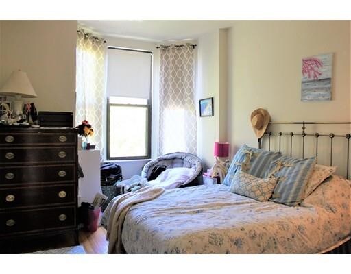 Building Photo - 199 W Newton St