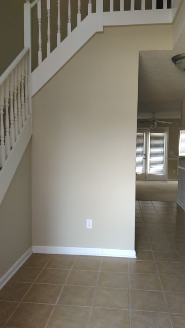 Foto del edificio - Coming Soon- 112 N. Springivew Drive