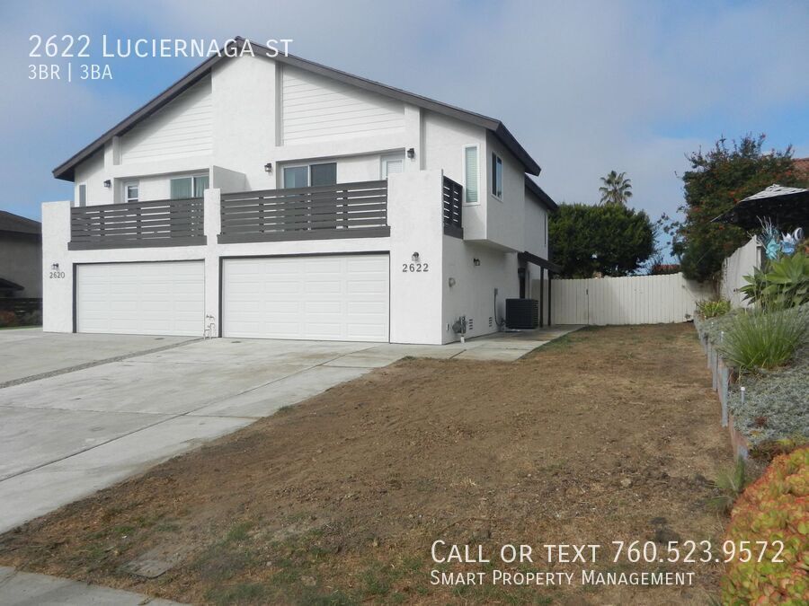 Foto principal - Carlsbad Twin Home! 3 Bedroom/ 2.5 Bathroo...