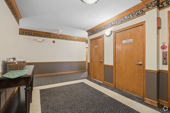 Lobby Photo - Residence at Mill Creek