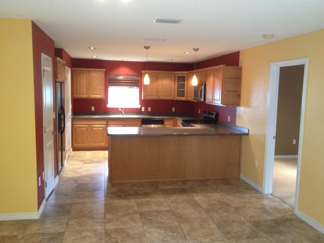 Building Photo - 113 Ashley Dr