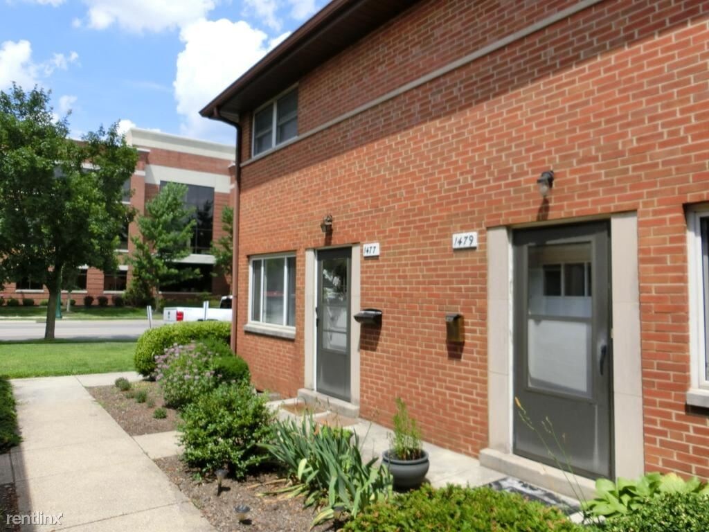 Primary Photo - 2 br, 1 bath Townhome - 1479 W Lane Ave