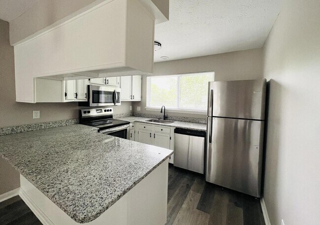Foto del edificio - 2824 Snow Rd