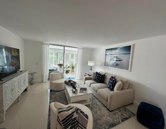 Foto del edificio - 14773 Cumberland Dr