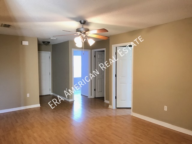 Foto del edificio - 3BR/2BA on Corner Lot!