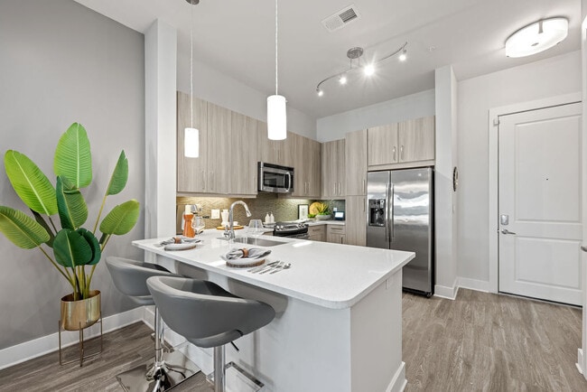 Circa Uptown apartments — community photo - Circa Uptown