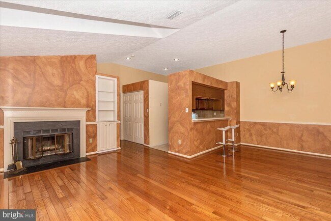 Building Photo - 18708 Caledonia Ct