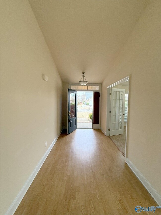 Foto del edificio - 235 Crab Orchard Dr