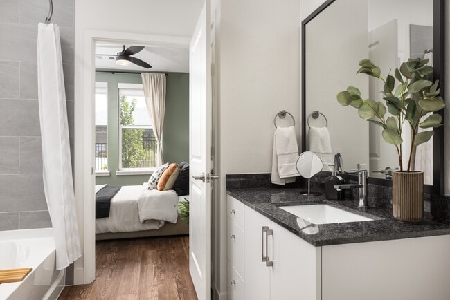 Building Photo - Alexan Pena Station