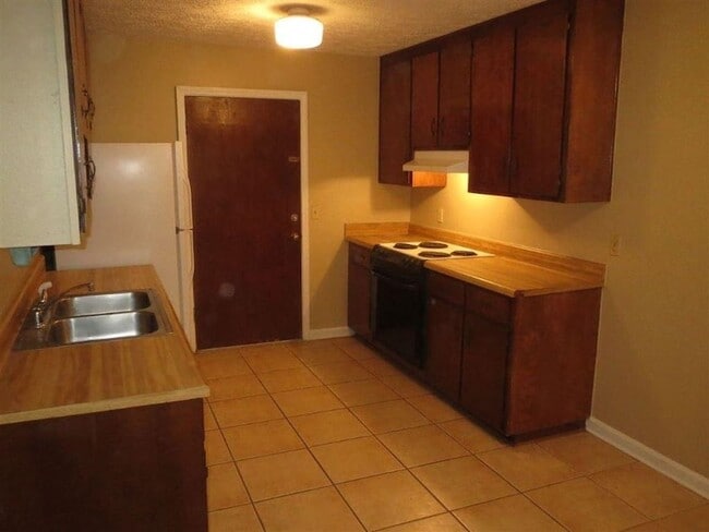 Building Photo - 2932 Greenon Ln