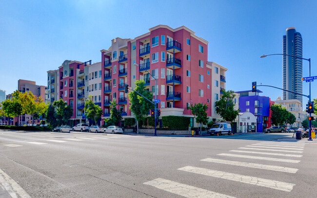 Building Exterior - 235 Market St