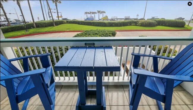 Foto del edificio - 6102 Seawall Blvd