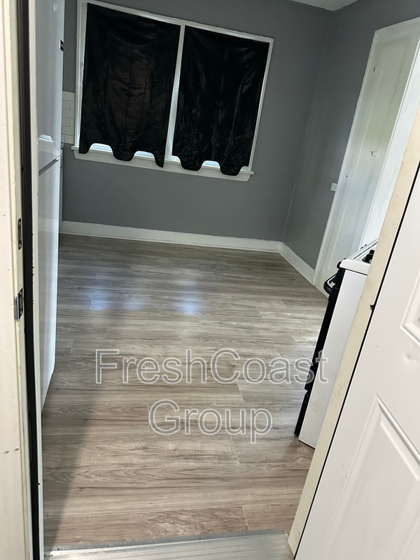 Foto del edificio - 10917 Notre Dame Ave