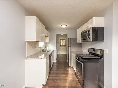 Foto del edificio - 5222 W 83rd St